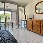 Dans Avec Piscine - 4 Couchages - Ar070-139 *